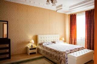Отель Ak Samal Hotel Караганда Большой двухместный номер с 1 кроватью-1